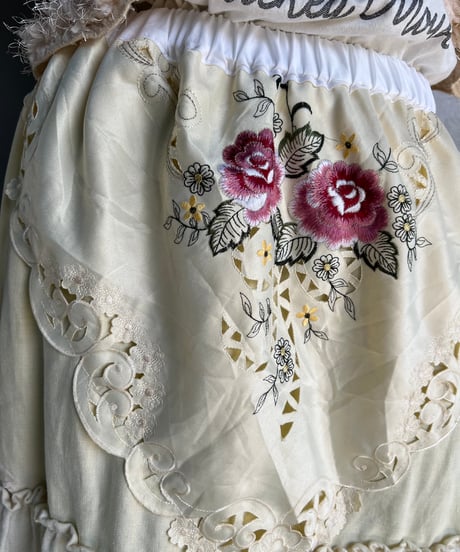 remake embroidery skirt C