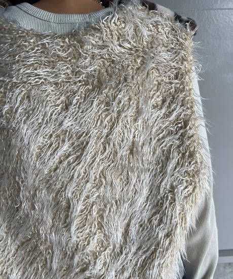 fur vest B