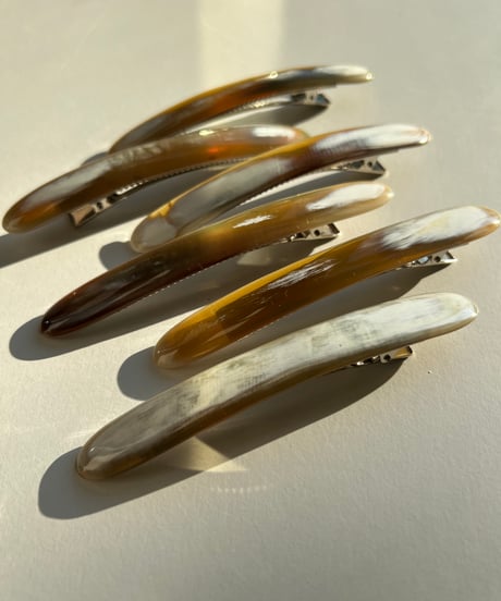 Buffalo horn clip.