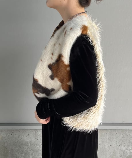 fur vest A