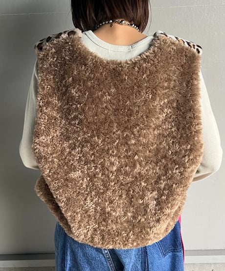 fur vest A