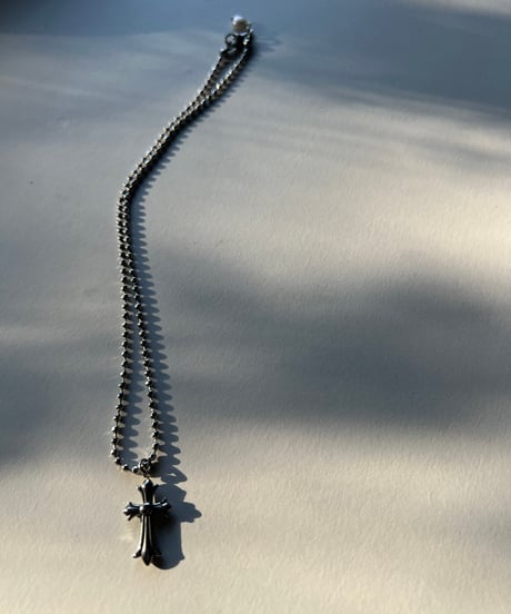 cross pearl necklace