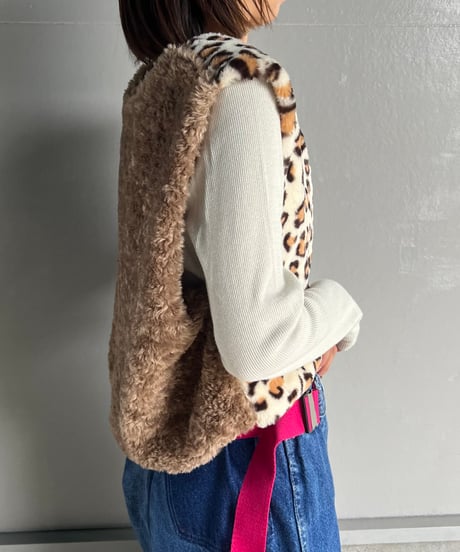 fur vest A