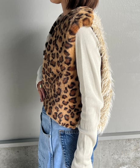 fur vest B