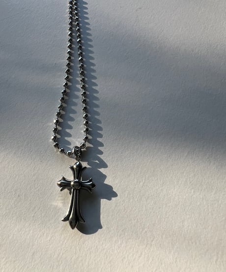 cross pearl necklace
