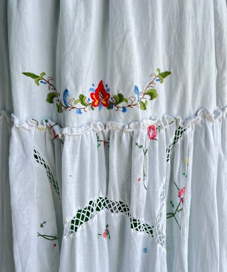 remake embroidery skirt A