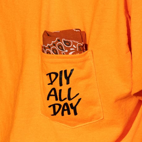 DIY ALL DAY POCKET T-SHIRT
