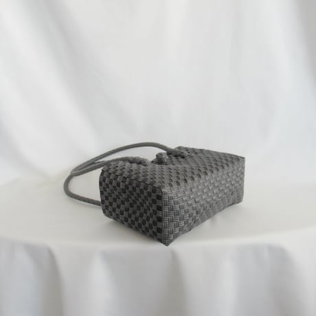 【7月27日(月)〜7月31日(金)発送】 Panini No.14 'gingham' _Charcoal Clay