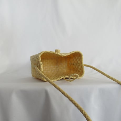 【8月17日(火)〜8月21日(金)発送】 Bag×Handkerchief［I］Hello bag _ Custard