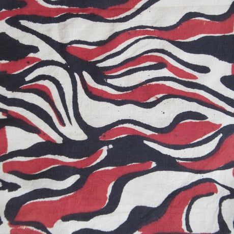 ★【9月7日(月)〜9月11日(金)発送】  Indian Cotton Handkerchief [X] - SAND90