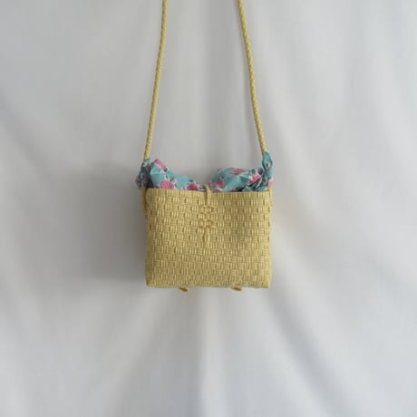 【8月17日(火)〜8月21日(金)発送】 Bag×Handkerchief［I］Hello bag _ Custard