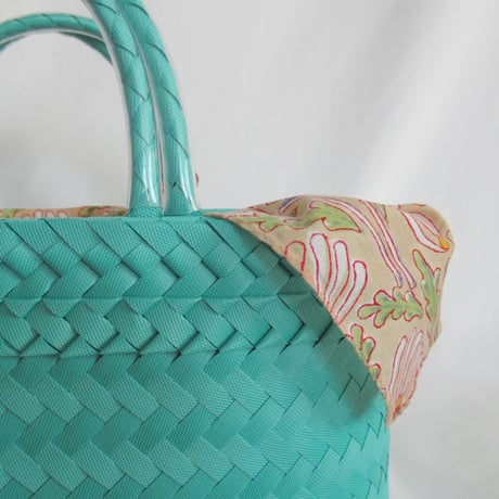 【8月31日(月)〜順次発送】 Bag×Handkerchief［I］Mekearibag BOUQUET _Peacock Green