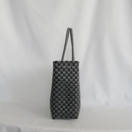 【8月24日(月)〜8月28日(金)発送】 Gummy Bag No.9 (Size: S) ' gingham ' _Charcoal Clay