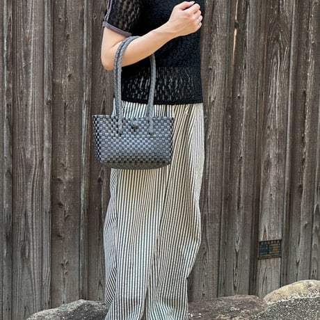 【7月27日(月)〜7月31日(金)発送】 Panini No.14 'gingham' _Charcoal Clay