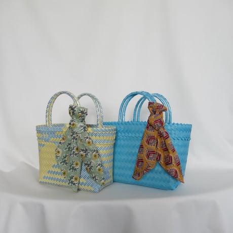 【7月21日(火)〜7月24日(金)発送】 Bag×Handkerchief［B］Mekearibag (Size : S) _Yasashii Blue×Butter