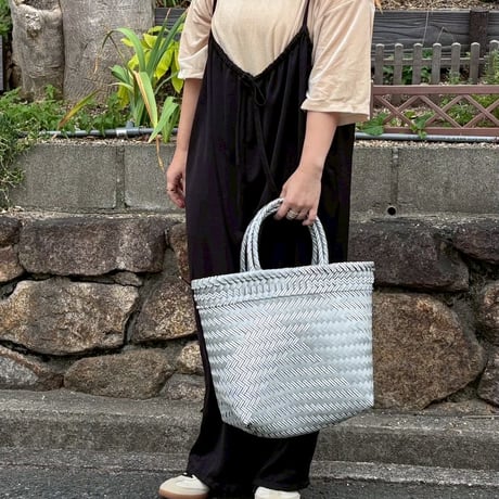 【8月31日(月)〜順次発送】 Mekearibag No.26 (Size: M) _Silver × Gomashio