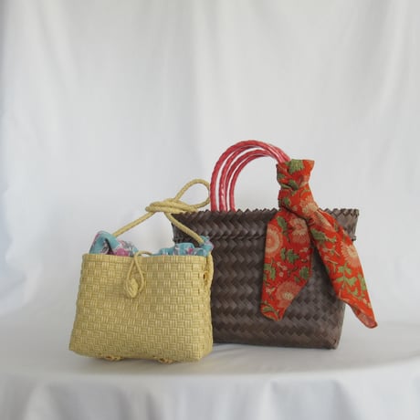 【8月17日(火)〜8月21日(金)発送】 Bag×Handkerchief［I］Hello bag _ Custard
