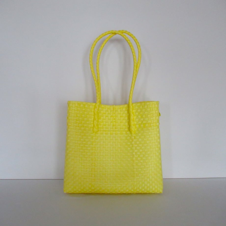 6a30b5d8941bd61b051ed74c
