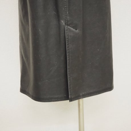 【PROVOKE】 pigment fake leather skirt