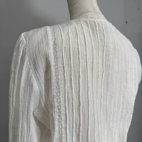 【ARCHIVE STANCE】pintuck blouse