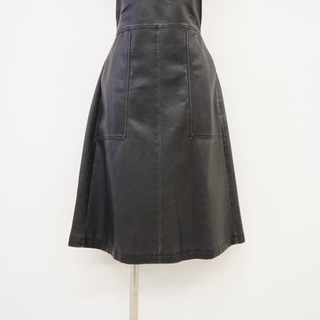 【PROVOKE】 pigment fake leather apron dress