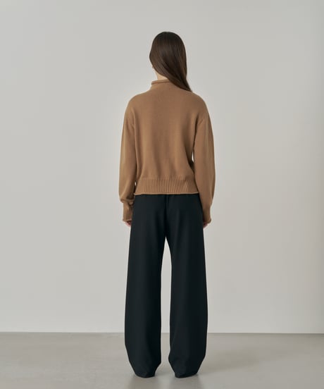 Bottle-Neck Knit
