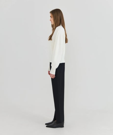 Linear Slit Pants