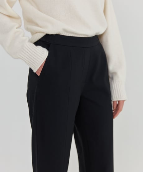 Linear Slit Pants