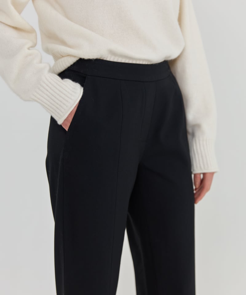 Linear Slit Pants | Na.e