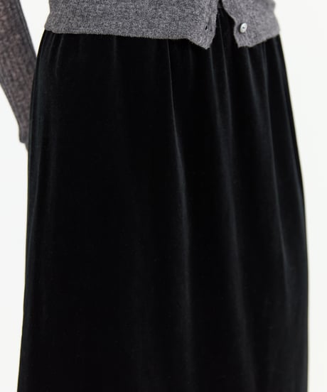 Narrow Velours Skirt