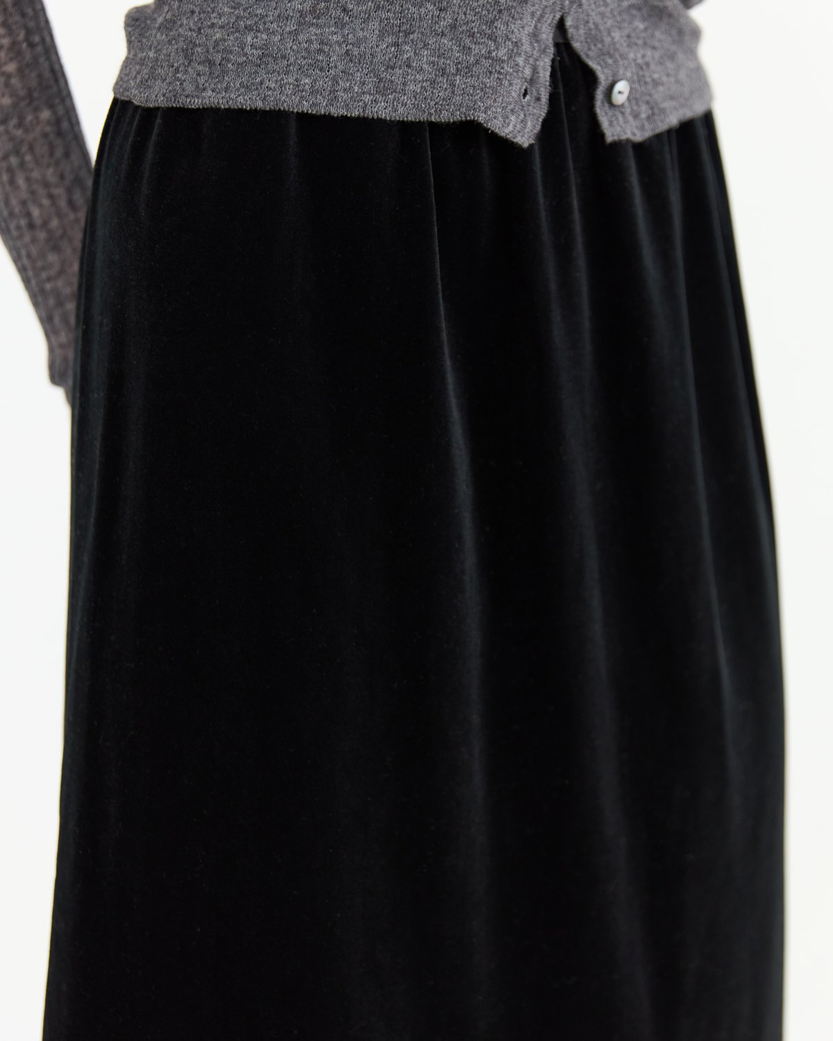 Narrow Velours Skirt | Na.e