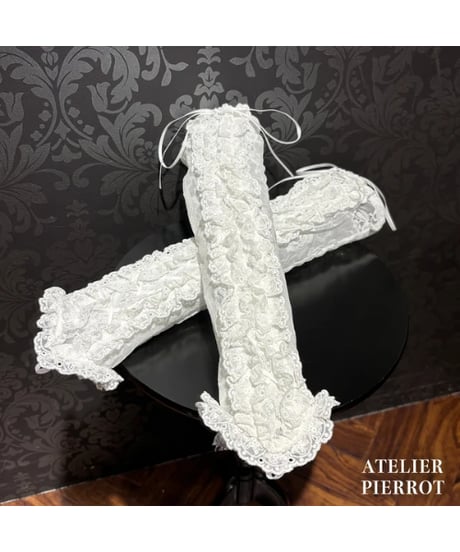 ATELIER-PIERROT／Sacred Lace-up Gloves（ホワイト）