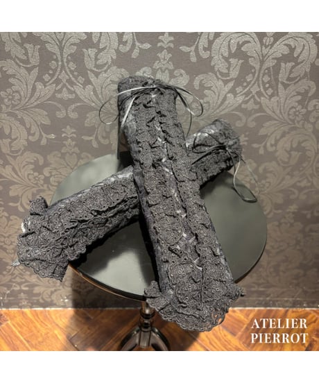 ATELIER-PIERROT／Sacred Lace-up Gloves（ブラック）