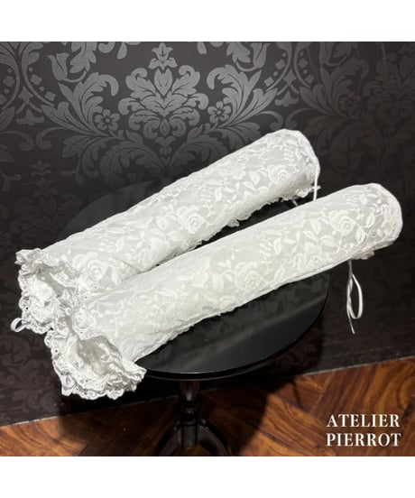 ATELIER-PIERROT／Sacred Lace-up Gloves（ホワイト）