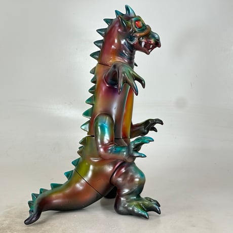宇宙怪獣マイティ　世界の怪獣シリーズ　*1 OFF*