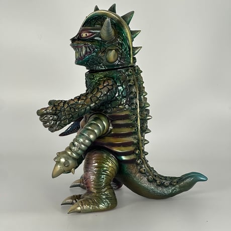 KAIJU GOTANDA *1 OFF* H3STUDIO × Siccaluna