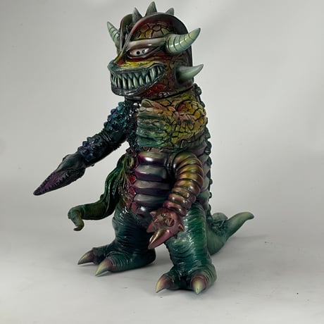 KAIJU GOTANDA *1 OFF* H3STUDIO × Siccaluna