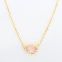 pear shape rose quartzネックレス