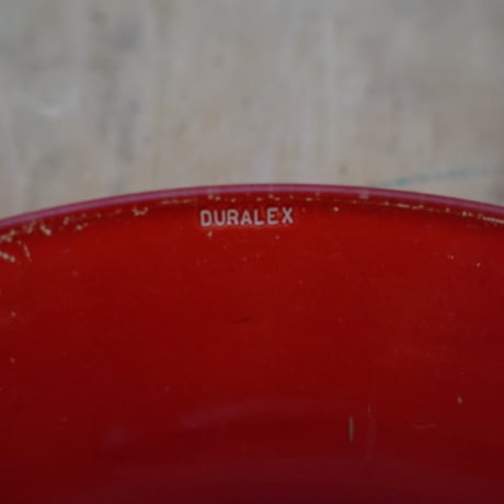 フランス・DURALEX デュラレックス 赤のガラスプレート