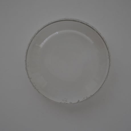 ベルギー・金縁の白い花の中鉢