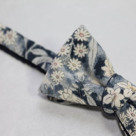 蝶ネクタイ　KIMONO fabric　型友禅 BT