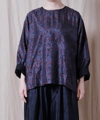 【BUNON】 Embroidery Slit Blouse