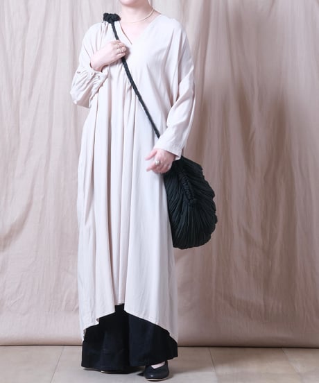 suzuki takayuki】gather bag (sling bag) | cocuu