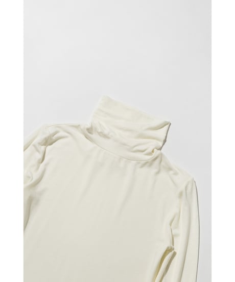 タートルネックTOPS【WCJ-DO-013WHT】※10月2日以降順次発送予定