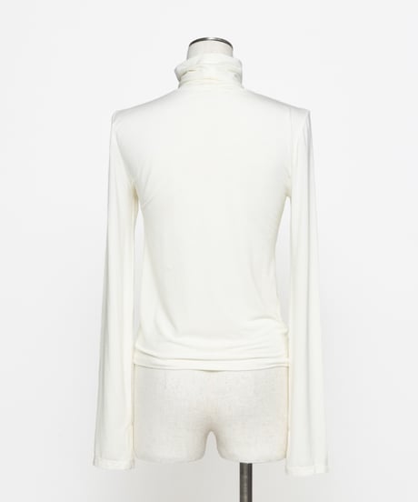 タートルネックTOPS【WCJ-DO-013WHT】※10月2日以降順次発送予定