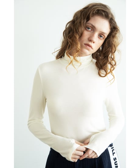 タートルネックTOPS【WCJ-DO-013WHT】※10月2日以降順次発送予定