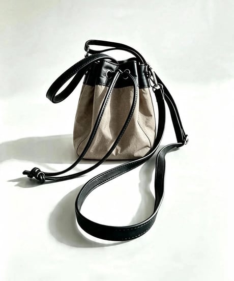 《 予約〆切11/4まで》11月頃 【 Arée 】Leather Pouch -AR261NP002-