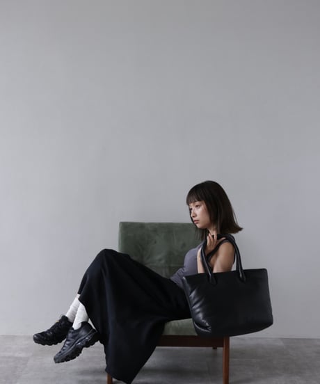 《 予約〆切11/4まで》1月頃 【 Arée 】Big Boston Shoulder Bag -AR261BB009-