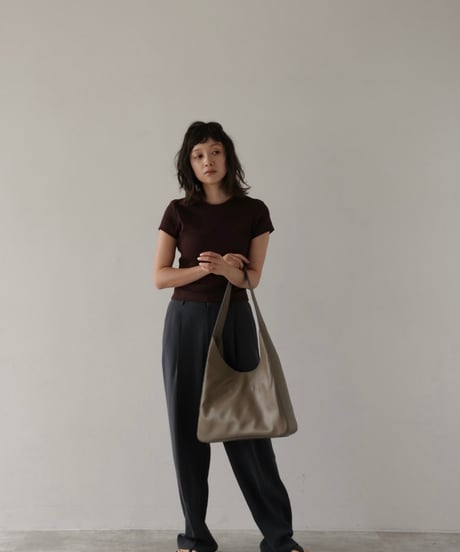 《 予約〆切11/4まで》11月頃 【 Arée 】Leather Sholder Bag -AR261SB008-