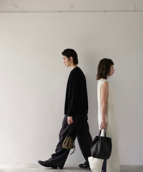 《 予約〆切11/4まで》11月頃 【 Arée 】Leather Pouch -AR261NP002-